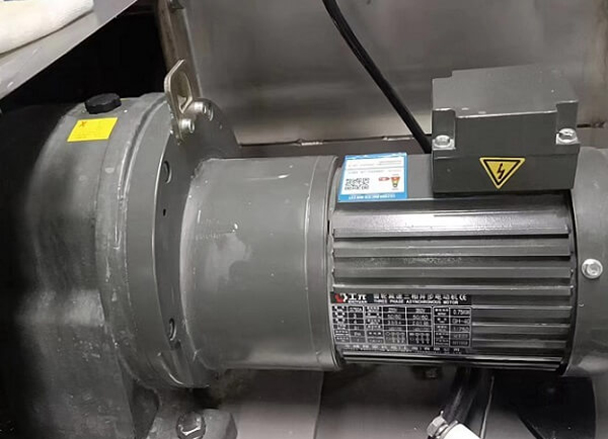士元減速機 750W大數(shù)比減速電機在自動化設(shè)備上的應用 拷貝.jpg